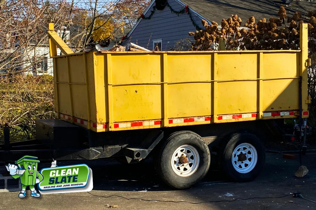 What to Expect on Cleanout Day: From First Box to Final Haul
